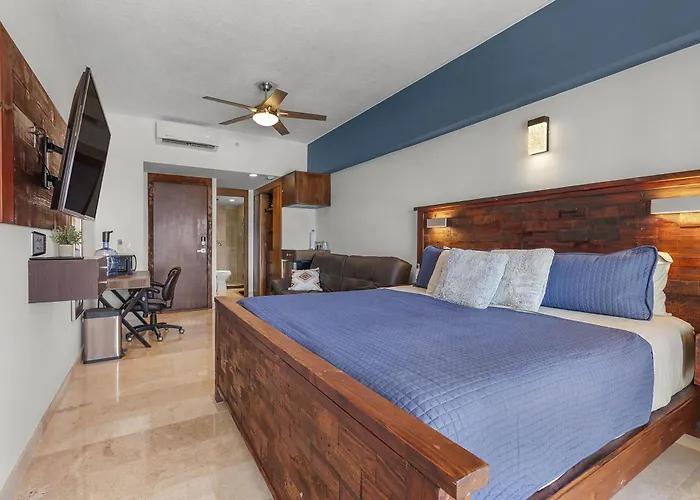 Vista La Jolla 2 Bedroom 406 Apartment San Jose del Cabo